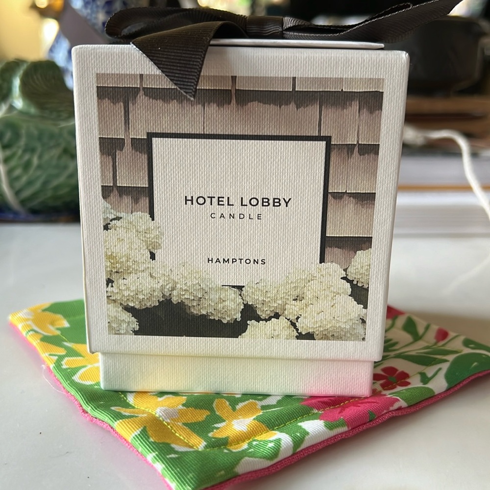 Hotel Lobby Candle Hamptons candle